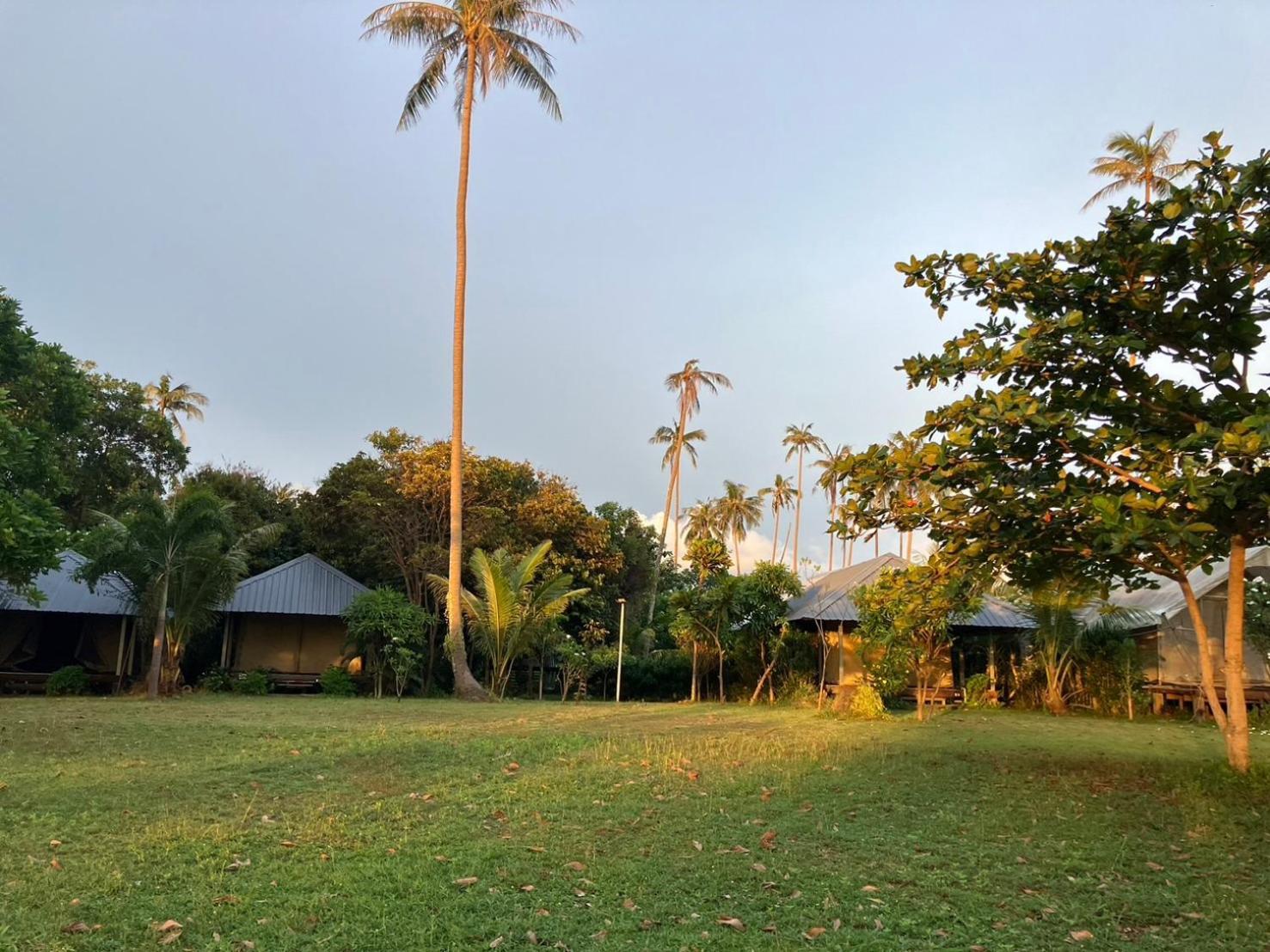 Naivacha Tent 麦岛 外观 照片